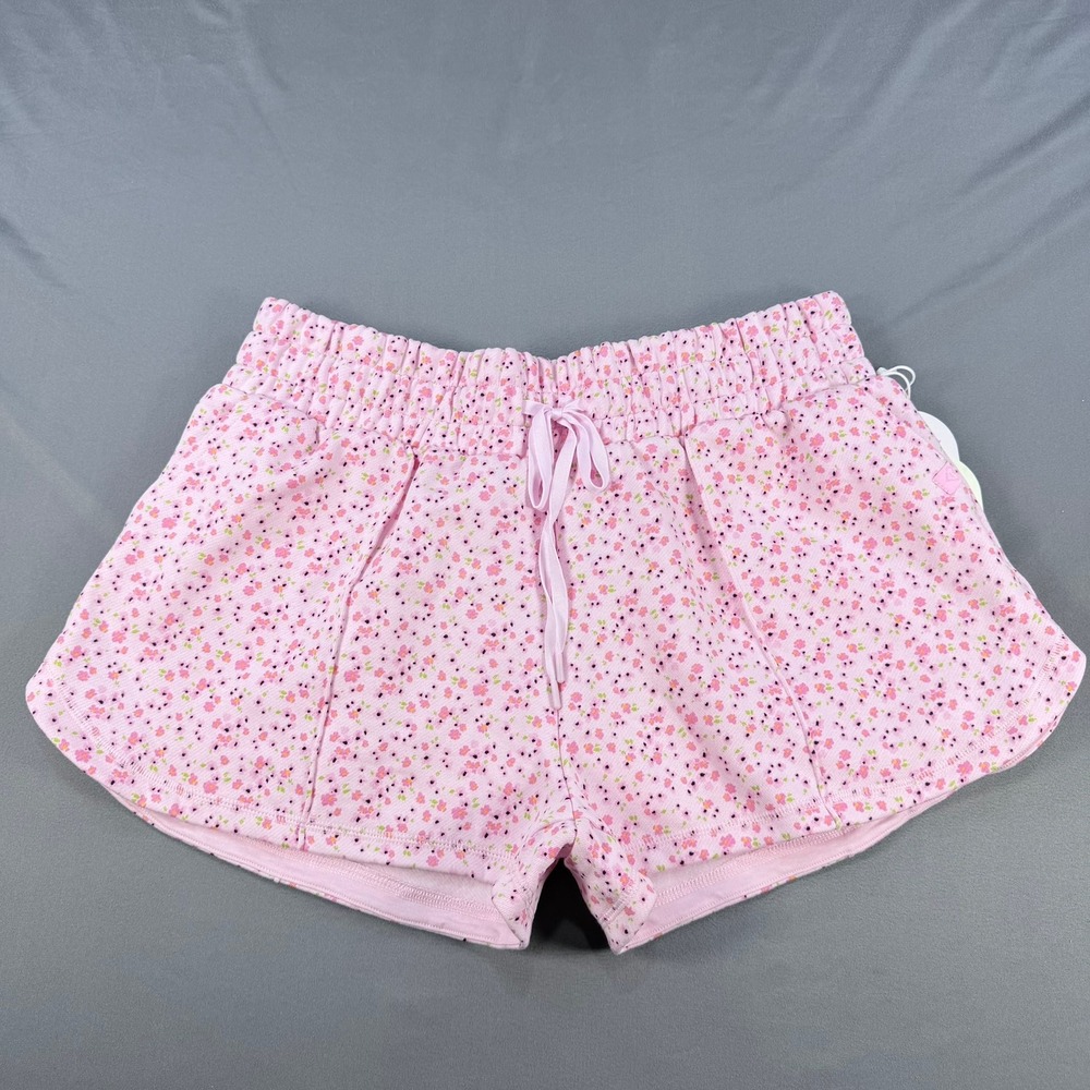 Blogilates Womens L Pink Floral Cotton Marshmallow Dolphin Short Pintuck Pockets